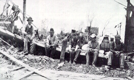 men rubble tornado 1919