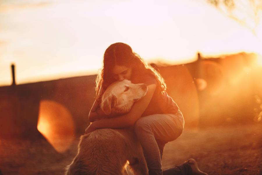 A young woman and her dog