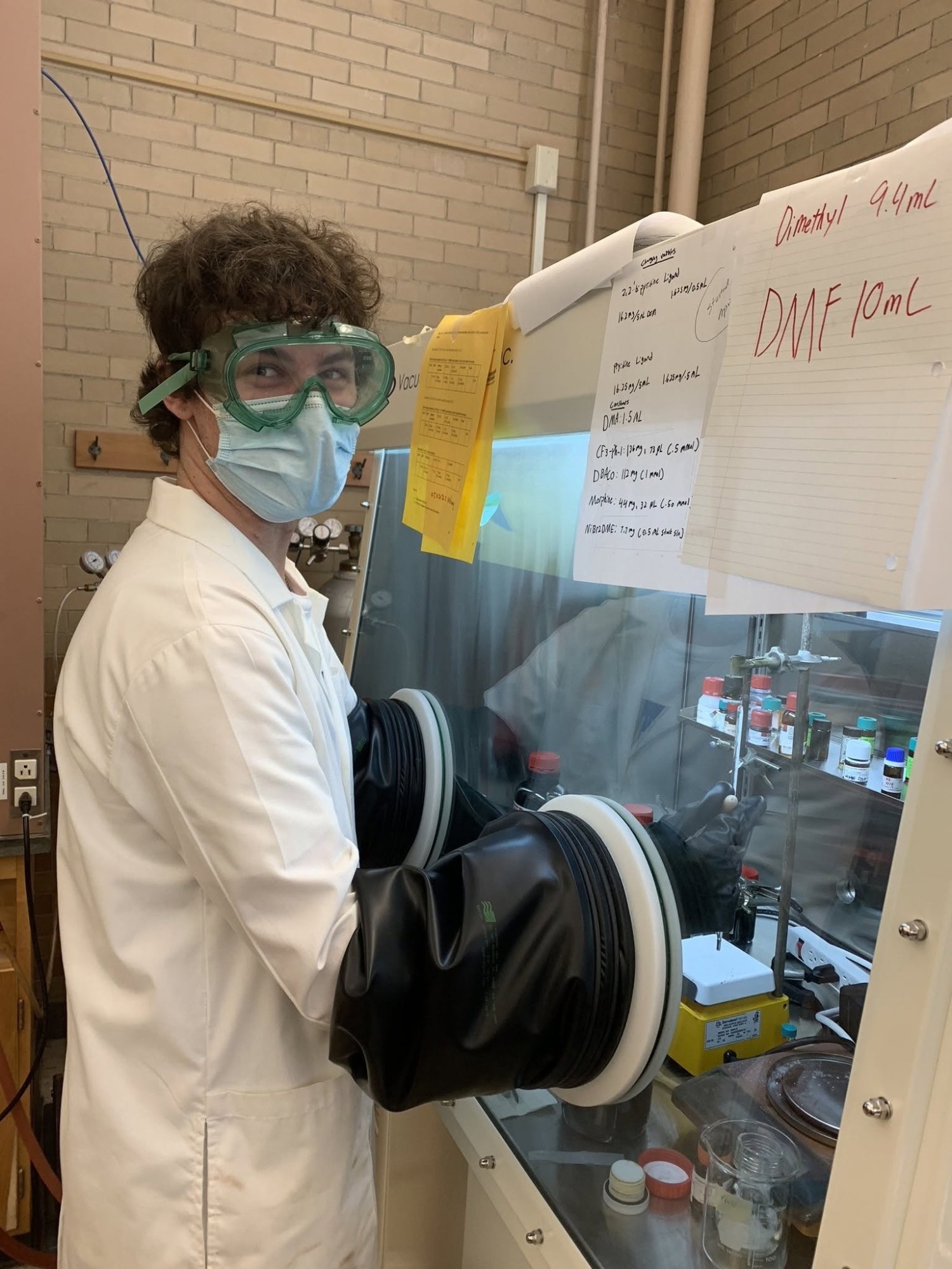 Hands-On Experience, Chemistry: Management students at EIU