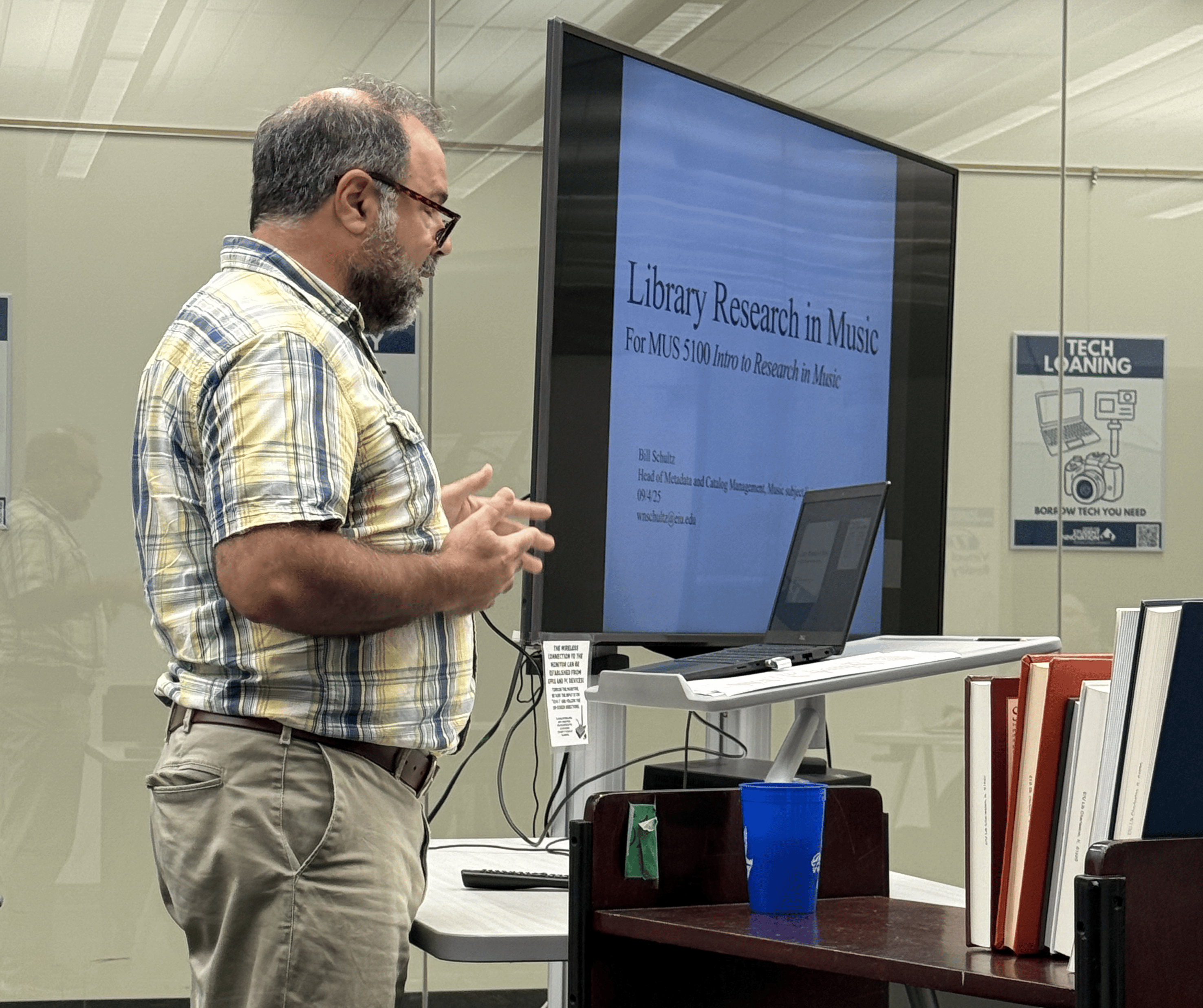 Faculty utilizing Active Learning Space