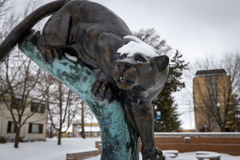 panther statue 