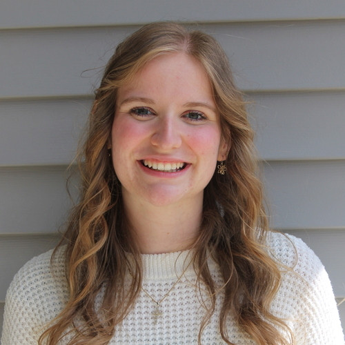 Melanie Dion, Elementary Education, Middle Level Endorsement in Science at EIU