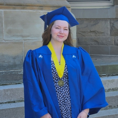 Ashlynn Smith, Business Administration, Communications in Organizations at EIU