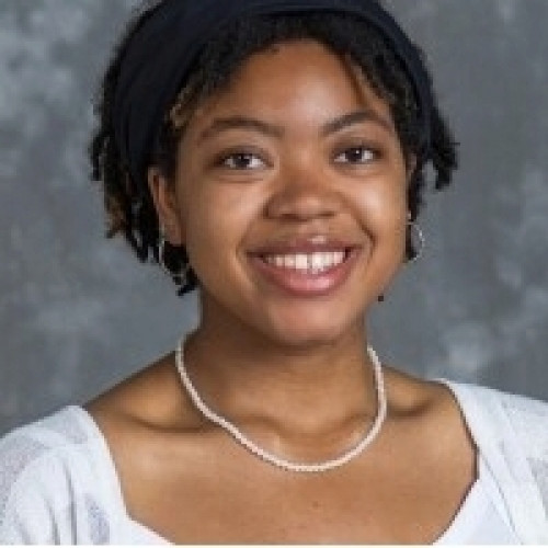 Jayla Singleton, Biological Sciences at EIU