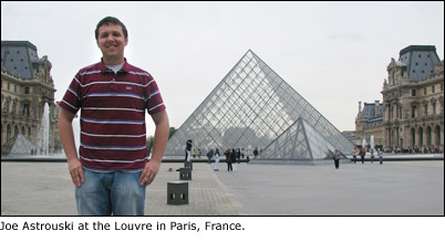 Joe Astrouski at the Louvre